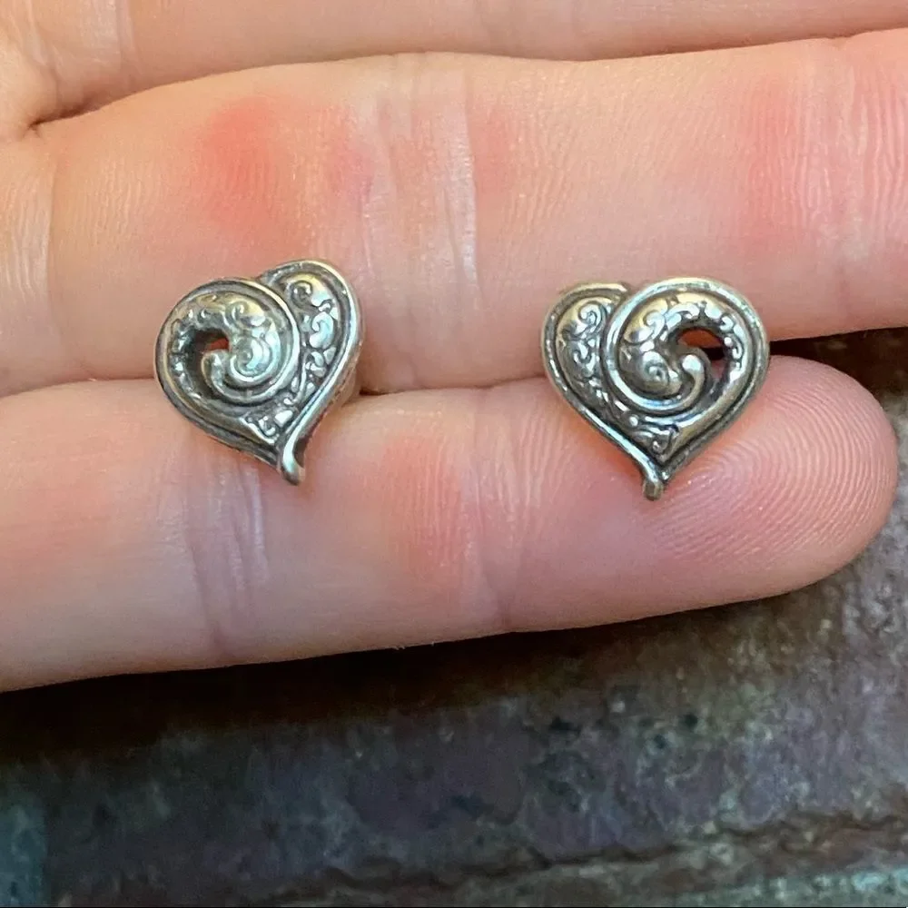 BRIGHTON vintage silver scrolled‎ open heart mini post earrings